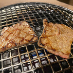 肉基地 黒貴 - 山椒が効いてます