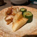 肉基地 黒貴 - キムチ