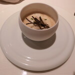 レストラン コバヤシ - ポテトとポロ葱のポタージュ ホタテ貝の香り