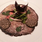 レストラン コバヤシ - 特選A5黒毛和牛の赤ワイン漬け(カルパッチョ)
