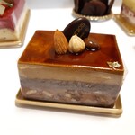 ガトー・ド・ボワ - ブラジェンヌエス