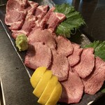 焼肉市場 - 