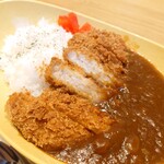 レストラン窯人 - 三元豚かつカレー(1,050円)