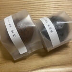いなべ菓子店 八舎 - かりんとう饅頭 素朴・黒胡麻
