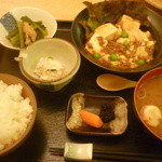 おんじき家ふうど - 日替り定食（肉味噌豆腐）