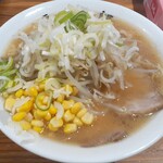 ラーメン太郎 - 料理写真: