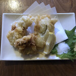 ウドンスタンド五頭 - 広島産カキの天ぷら(3個)