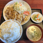 Kiyouen - 焼肉定食大盛り　900円