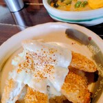 アジアンスープカリー べす - 2023/1  フィッシュフライにかけられた焼きチーズ