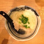 肉汁餃子のダンダダン - 鶏出汁にゅう麺