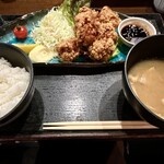 宮崎酒場 ゑびす - ゑびすの唐揚げ定食。