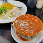 カレーは飲み物。 ニュー新橋ビル店 - 赤い鶏カレーのルー