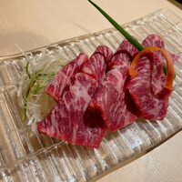 牛刺しと焼肉 仔虎 クリスロード店 - 