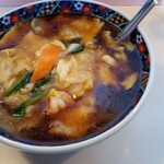 上海 - 広東麺935円
