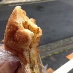 桝屋ベーカリー - カレーパン１