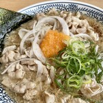 Marugen Ramen - 玉ねぎスライスと柚子こしょうおろしで味変♪