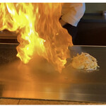 Teppanyaki Dan - ブワッと燃えてすぐ消えます。