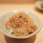 味幸 - たっぷりとふわふわなじゃこ