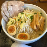 味噌ラーメン はちべえ - 