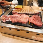 焼肉一心たん助 - 