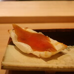 鮨 しみづ - 焼き餅のカラスミ乗せ