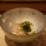 鮨 しみづ - 10日間熟成 宮崎県産トラフグの白子炙り、身、皮のポン酢仕立て