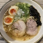 煮干しラーメン にぼってる - 