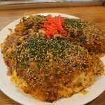 Hiroshima Fuu Okonomiyaki Mukago - 広島風お好み焼きトリプル1342円