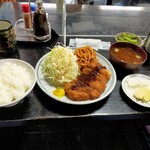 とんかつこぶた 本店 - 