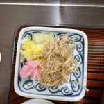 もつ煮屋 日の出食堂 - 箸休め