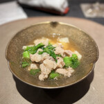 ことわりをはかるみせ ばんどう - 料理屋の名古屋メシ　但馬玄もつ、キヌアカ