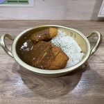 カレーしか勝たん  - 料理写真: