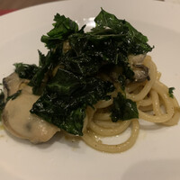 リストランテ アクアパッツァ - 黒キャベツと牡蠣のパスタ