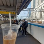 Komeda Kohi Takeout - あおなみ線、増発感謝！