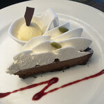 リストランテ プレーゴ - 生チョコタルト、、デカい！