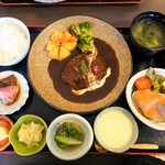 Wayou Sumoku Dainingu Yuu - ハンバーグランチ　￥1,680