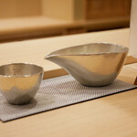 すし処 睦月 - ◎宝剣 生
      力強い旨味でネタの美味さを後押し。