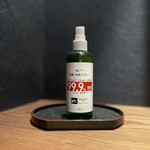 すし処 睦月 - 足元を冷やさないようにとヒーターが置かれ、随所にみられる心遣いがあたたかく伝わり、その空間がつくられています。