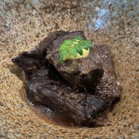博多もつ鍋 やま中 博多店 - 牛ほほ肉の甘煮 1480円