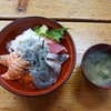 Yamatake Suisan - 海鮮丼