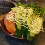 大松園 - 生野菜　300円