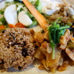 晴れる家cafe - 今日のランチプレート：有機野菜のカポナータ