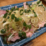 Motsuyaki Nikomi Tsuruta - 牛タン刺し