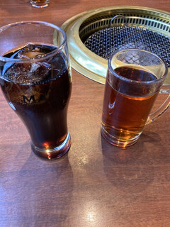 Karashitei - コーラとウーロン茶(ホット)