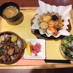 Roiyaru Hosuto - アンガスサーロインステーキごはん＆海老と帆立のあつあつグリル（小）（2728円）