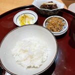 礒田 - 釜炊きご飯