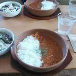 田口珈琲店 - ランチメニュー　８８０円　キーマカレー　サラダ＋ドリンク付（選択可）