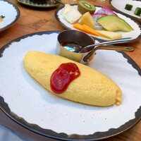 ザ タヴァン グリル＆ラウンジ - 