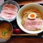 つけめん ひとはな亭 - つけ麺黒 並 レアポーク増し