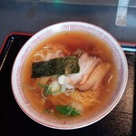 満州ニラら～めんの店 さかえや - 中華そば（中）